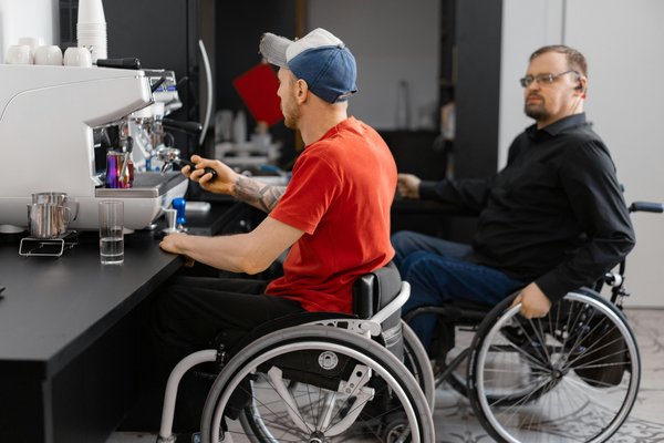 Formations pour travailleurs handicapés :adapter, innover, Évoluer